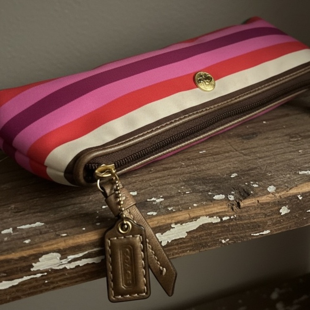 Coach Vintage Legacy Multicolor Striped Sateen With Leather Trim Cosmetic Pouch - Picture 4 of 9